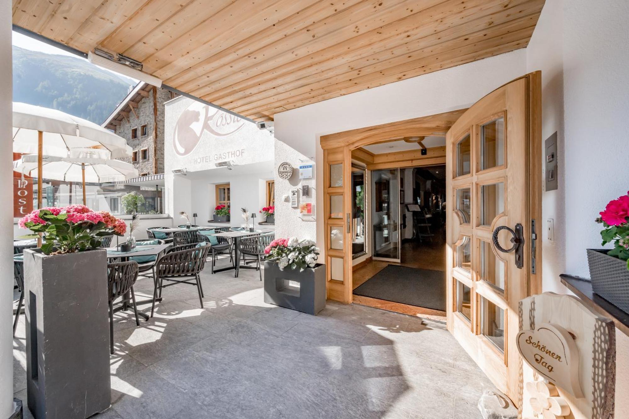 Hotel Roessle Superior Galtuer Exterior photo