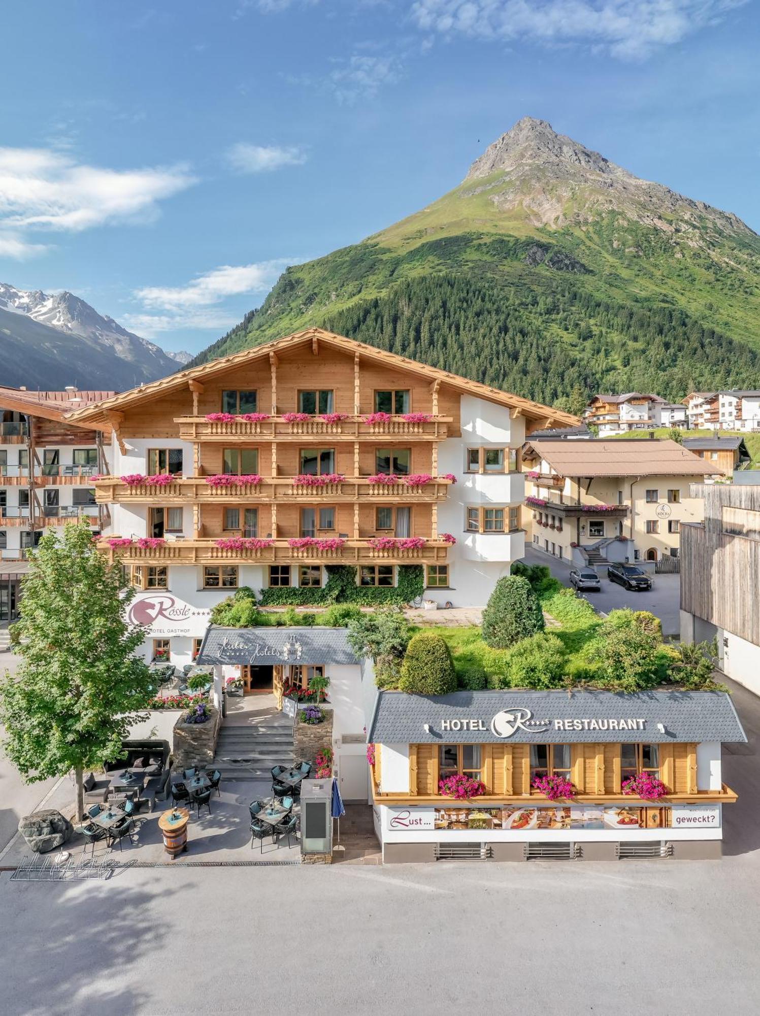 Hotel Roessle Superior Galtuer Exterior photo